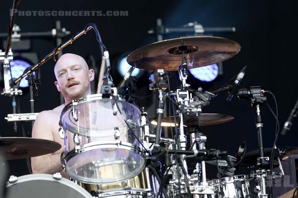 BIFFY CLYRO - 2016-06-11 - PARIS - Hippodrome de Longchamp - Main Stage - Ben Hamilton Johnston